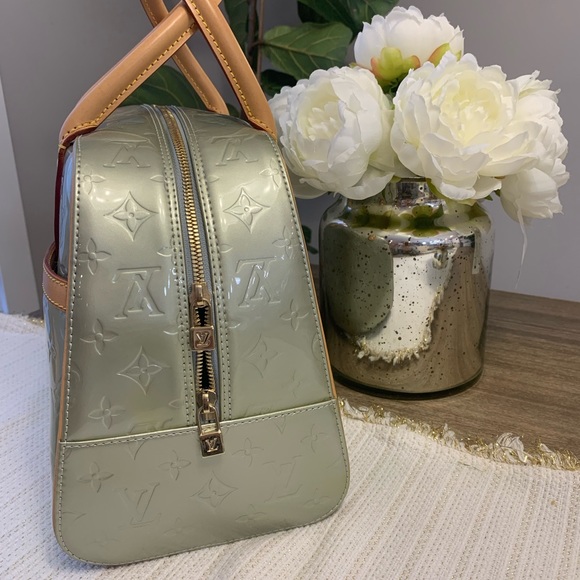 Authentic Louis Vuitton Tompkins Square Bag *Limited time offer* - Picture 11 of 14